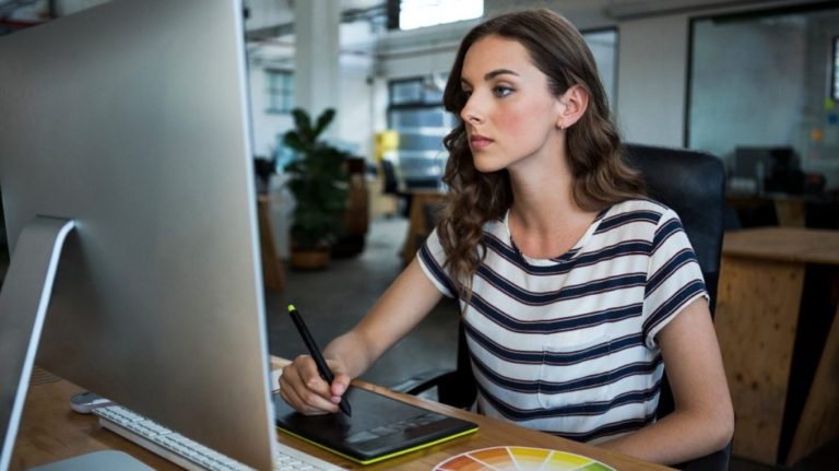 Fair Comparison between Web Designer vs Web Developer